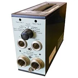Bruel & Kjaer 2807 Vorverstärker-Stromversorgung
