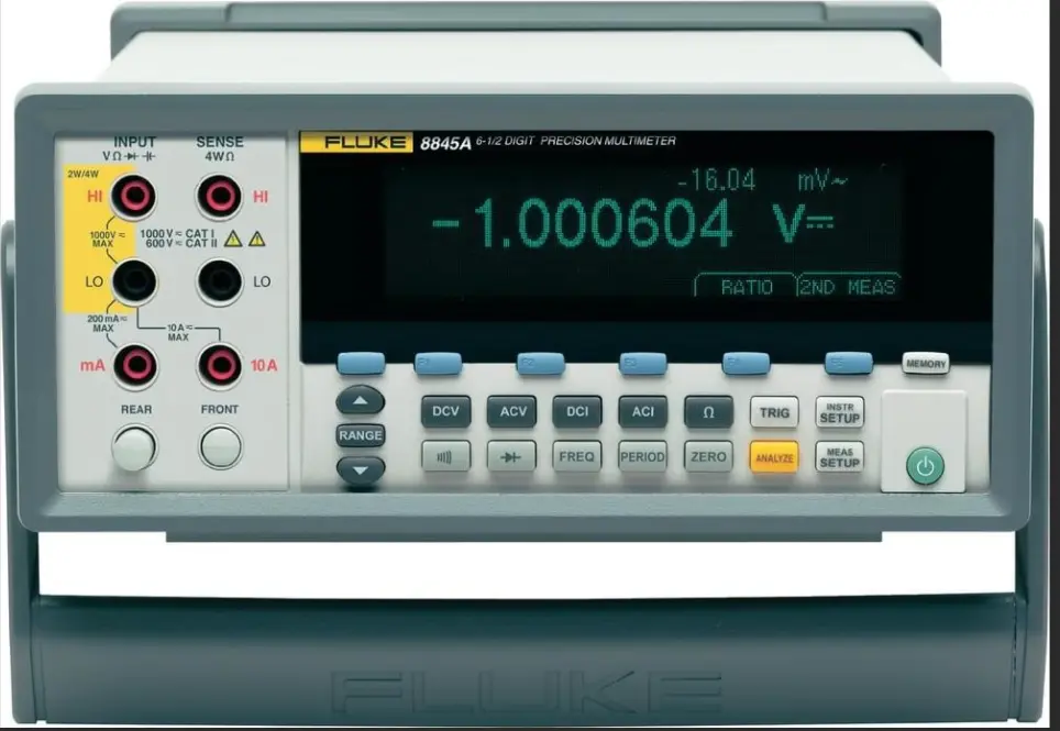 Fluke 8845A/SU 120V Digitales Multimeter