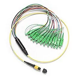 Fluke Networks SBKC-MPOAPCU-SCAPC Breakout-Kabel