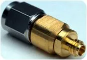 Keysight 11922D 2,4-mm-Koaxial-Adapter