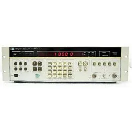 Keysight 3325A Synthesizer/Funktionsgenerator