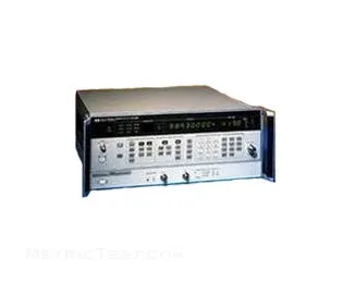 Keysight 8657B Synthesized Signalgenerator