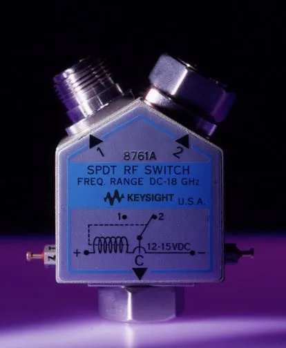 Keysight 8761B Koaxialschalter