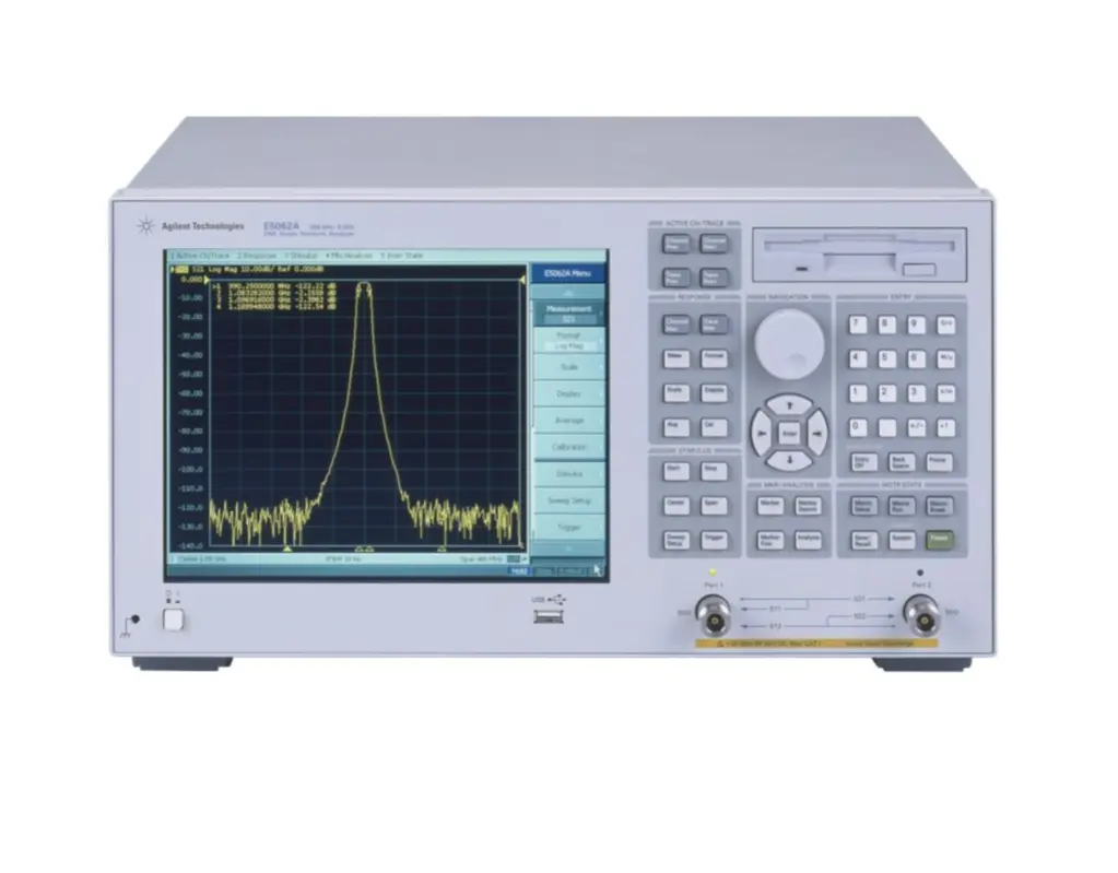 Keysight E5062A Vektornetzwerkanalysator