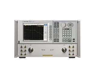 Keysight E8361C Vektornetzwerkanalysator