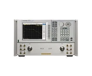 Keysight E8364C Netzwerkanalysator