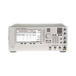 Keysight E8663D-509 Analoger Signalgenerator
