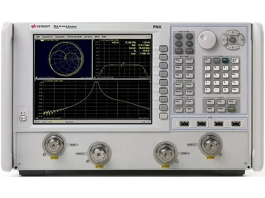 Keysight N5224A Mikrowellen-Netzwerkanalysator