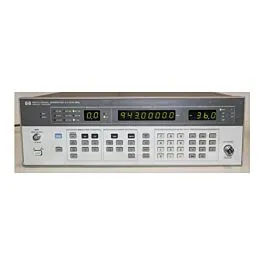 Keysight 8657J Pi/4 DQPSK Signalgenerator
