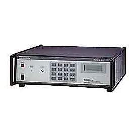 Noisecom UFX7110 Rauschgenerator