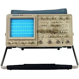 Tektronix 2445 150 MHz 4-Kanal-Oszilloskop