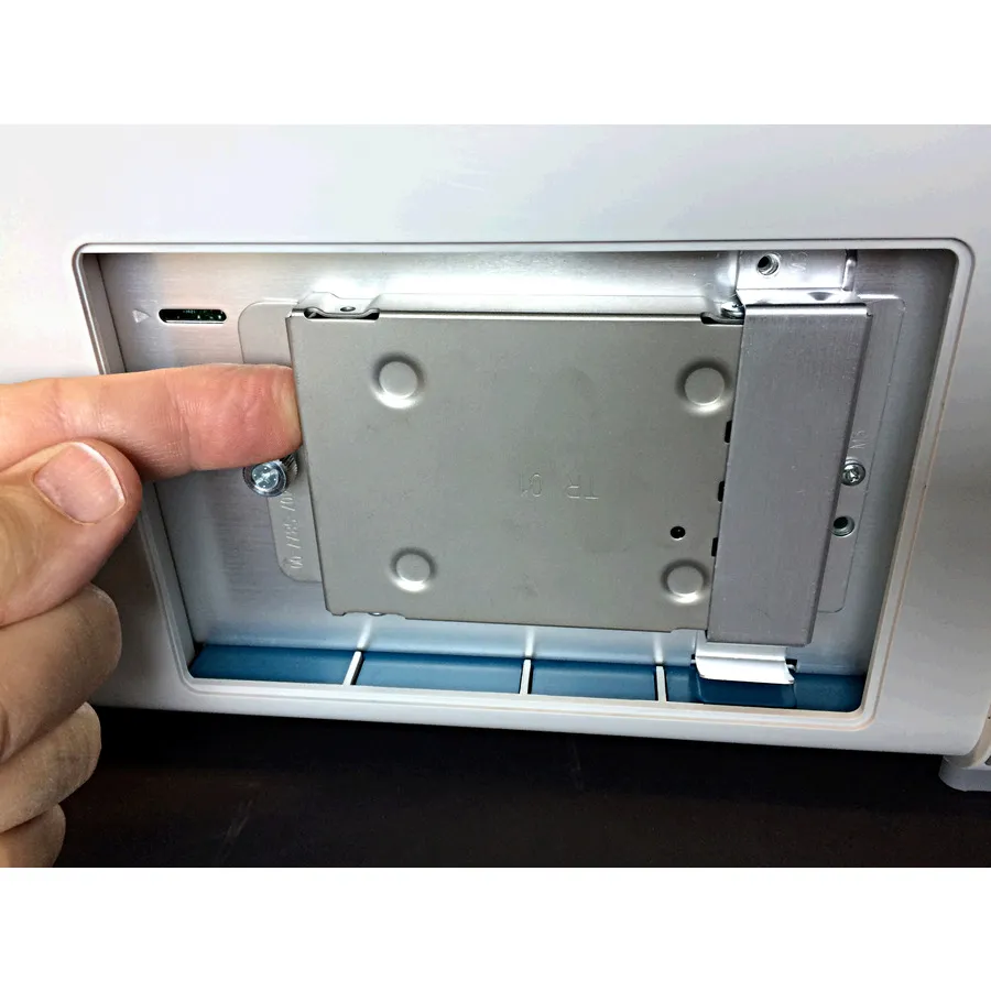Tektronix SUP6B-LNX Austauschbare SSD mit eingebettetem Betriebssystem